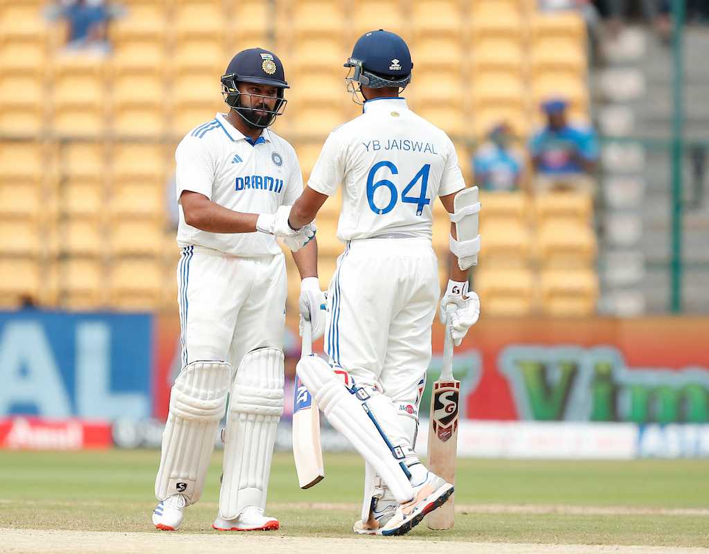 India start steadily in pursuit of massive deficit  