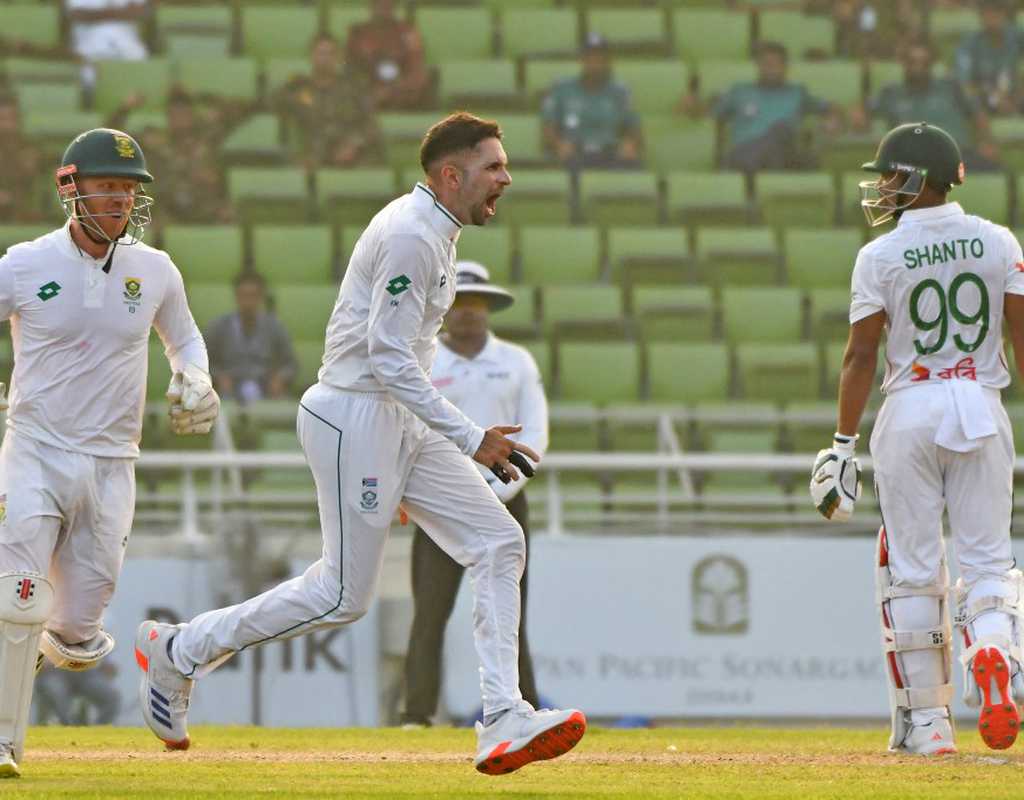 Maharaj confident of South Africa getting the job done  