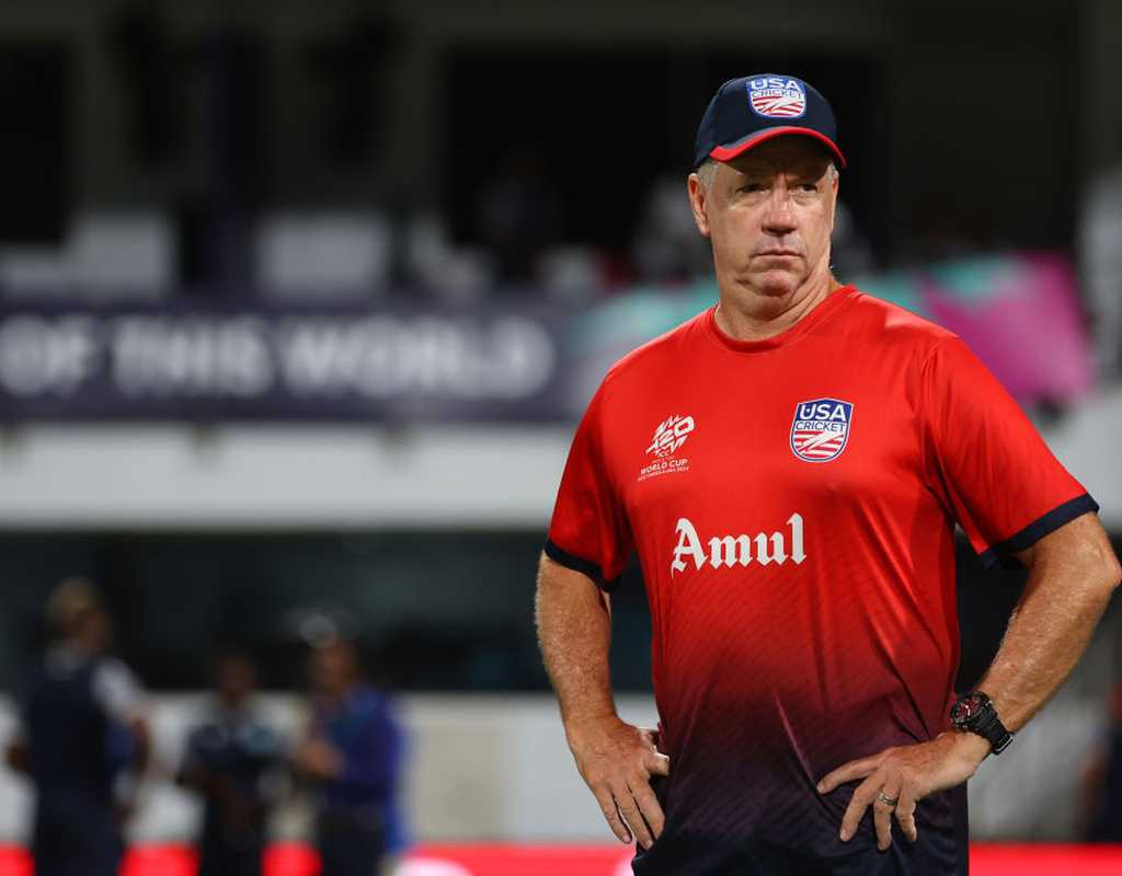 Inside the players' revolt: What went behind Stuart Law's axing  