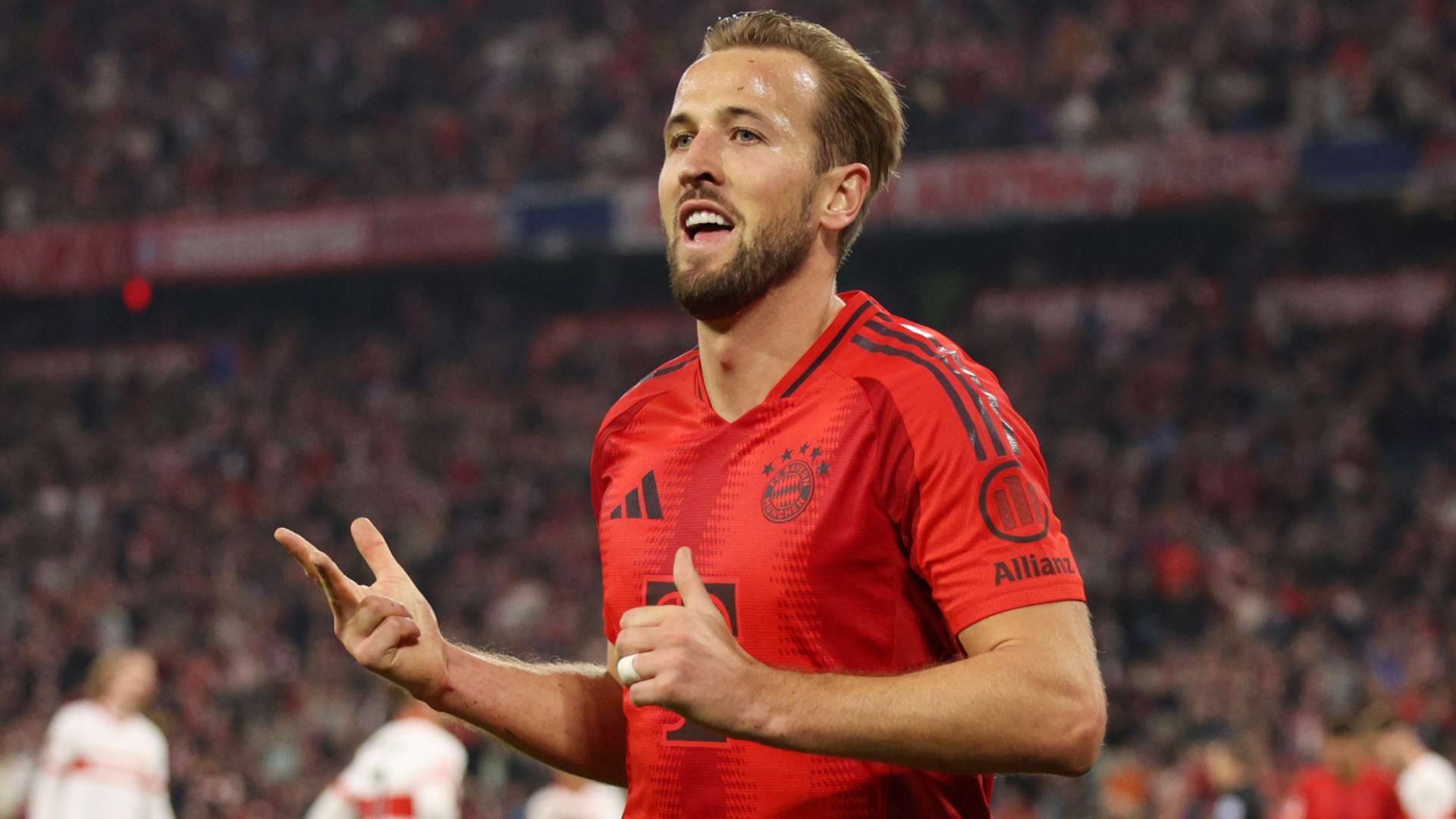 ‘Kane needs own ball bag’ – Hat-trick hero leaves Bayern short  