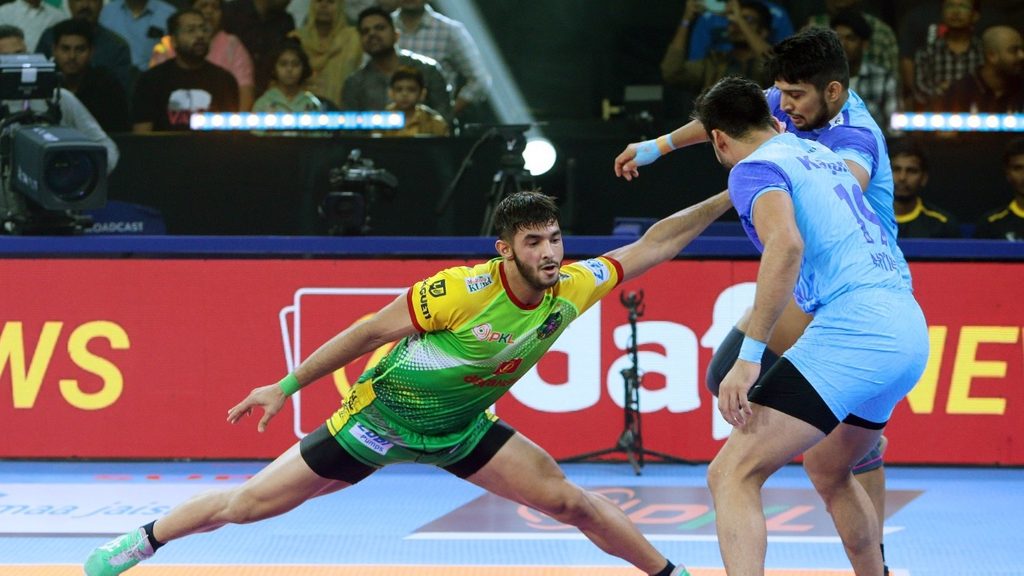 Raiding trio of Devank, Ayan and Sandeep help Patna Pirates rout Bengal Warriorz by 21 points  