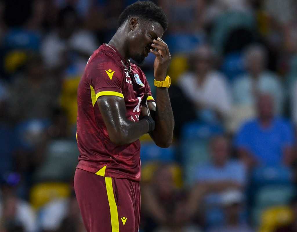 Alzarri returns from suspension, Russell out with injury  