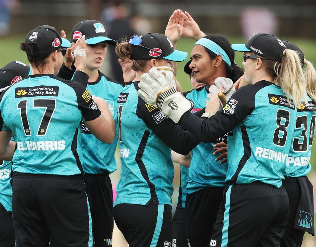 Heat secure tight win to join four teams up top  