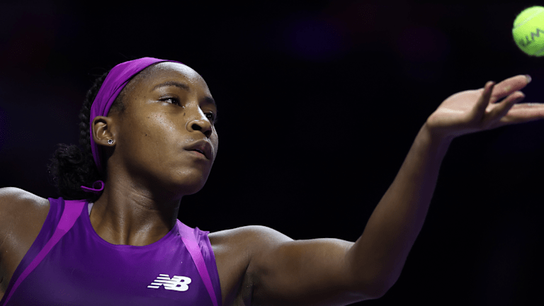 Gauff defeats Swiatek in straight sets to reach semifinals of WTA Finals  