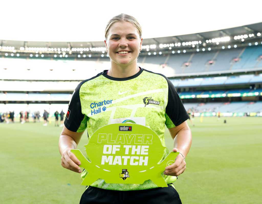 Thunder bounce back to winning ways through Voll's 97*  