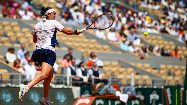 Taylor Fritz battles past Alex de Minaur at ATP Finals, Jannik Sinner qualifies for semifinals  