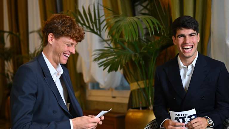 Taylor Swift snaps selfies with Frances Tiafoe, Ayan Broomfield at Chiefs game  