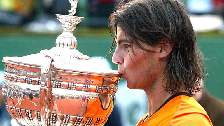 The 2024 tennis holiday gift guide: Great-looking apparel and accessories  