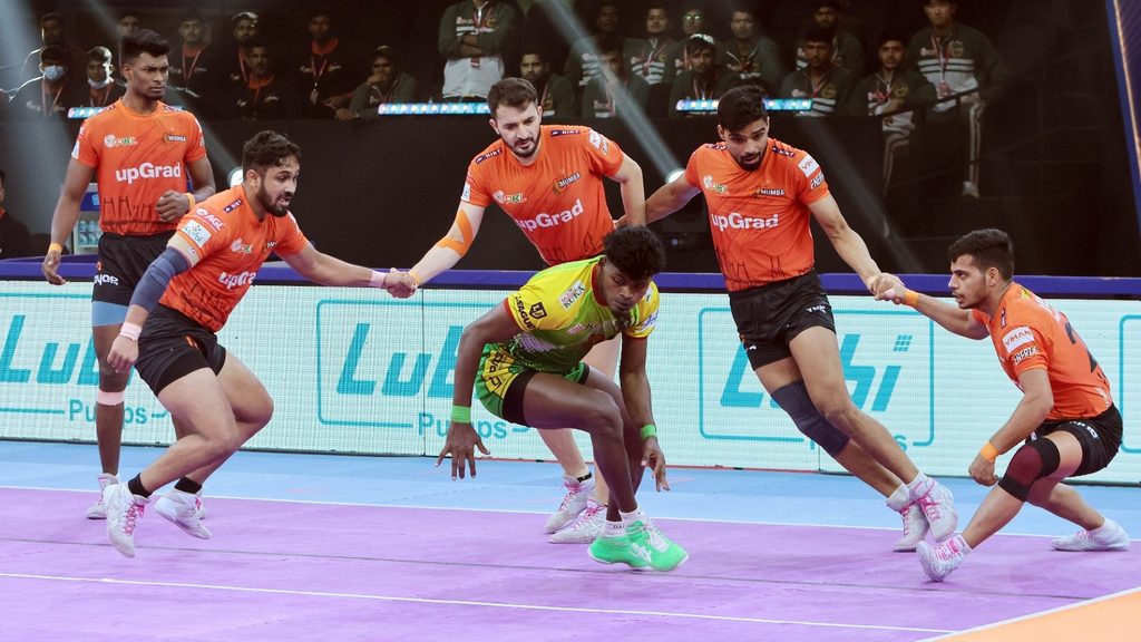 U Mumba inch closer to PKL Playoffs after comprehensive win against Patna Pirates  