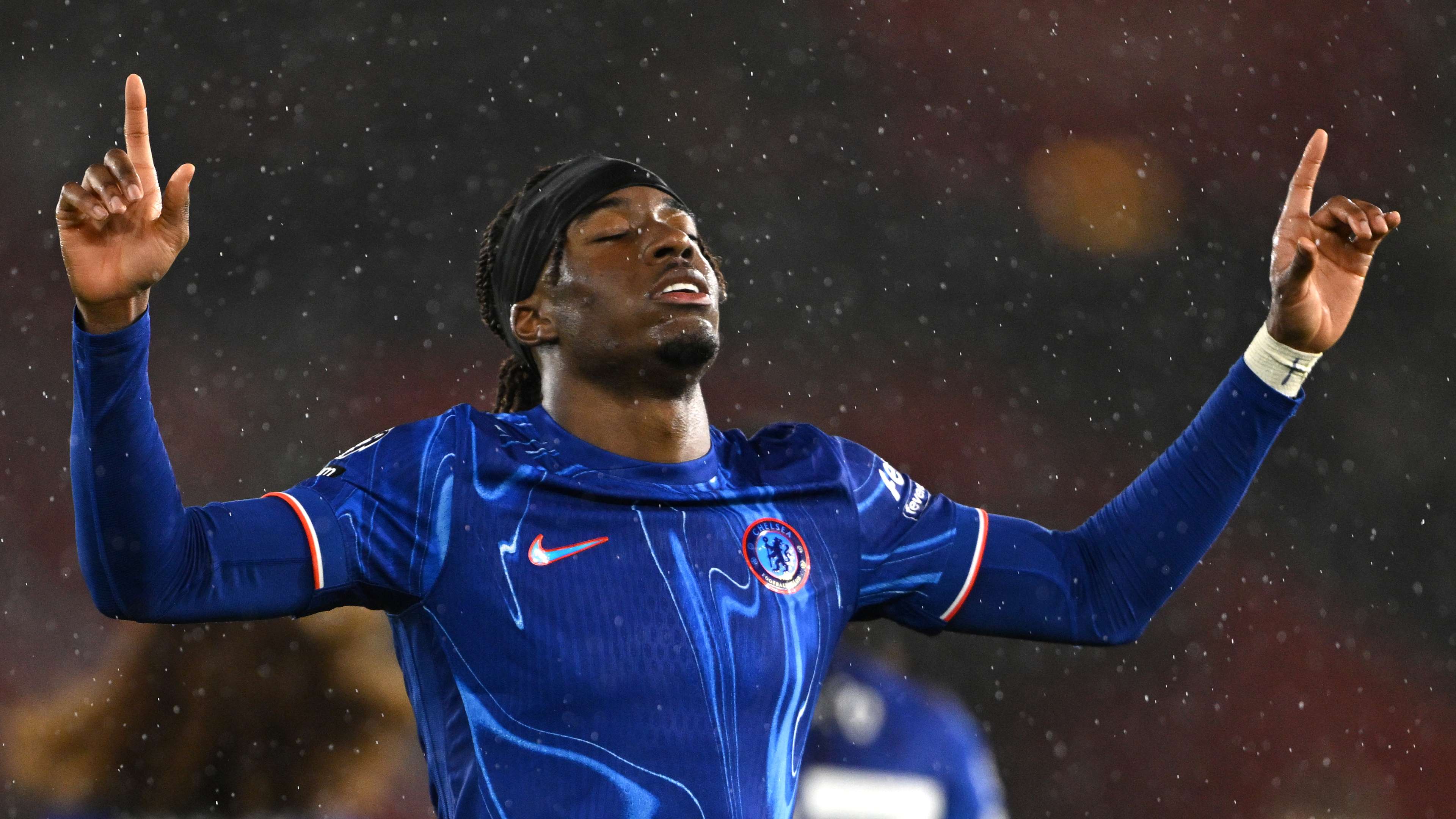 Madueke tears 10-man Southampton to shreds!  