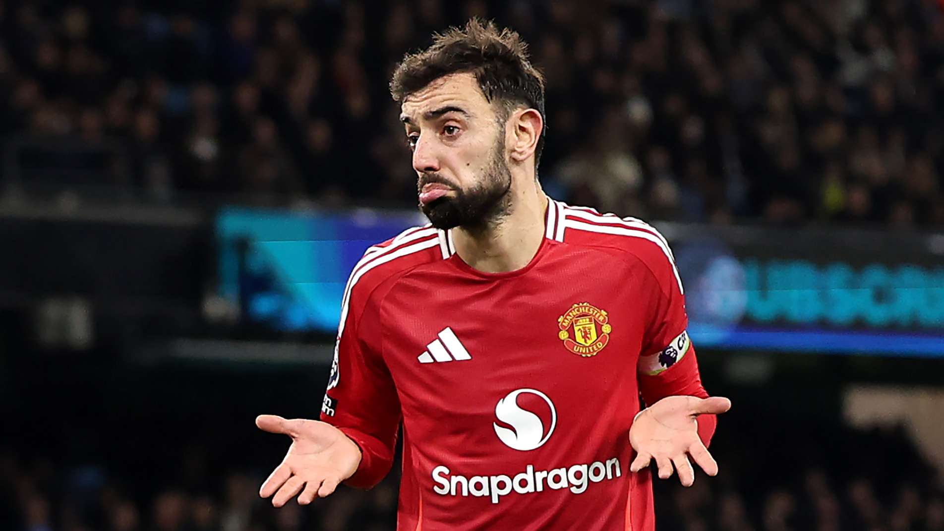 Revealed: Man Utd REJECTED Fernandes' offer to pay for staff extras  
