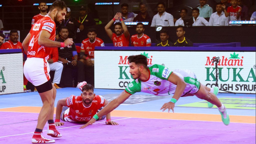 Patna Pirates brace for Gujarat Giants challenge in Match 125 of PKL season 11  