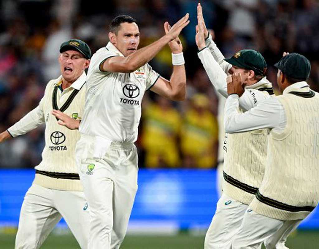 Travis Head, pacers put Australia in command  