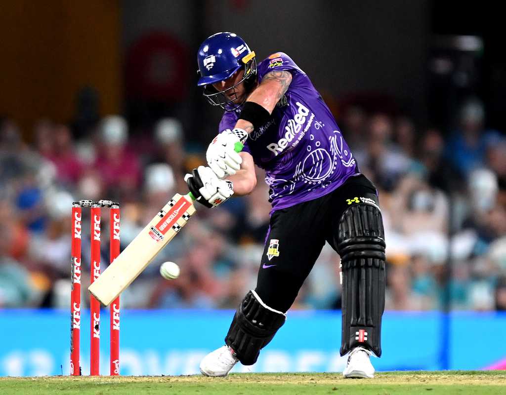 McDermott, Hope lead Hurricanes to second win  