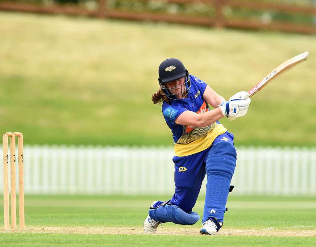 New Zealand pick uncapped Bella James for Australia ODIs  