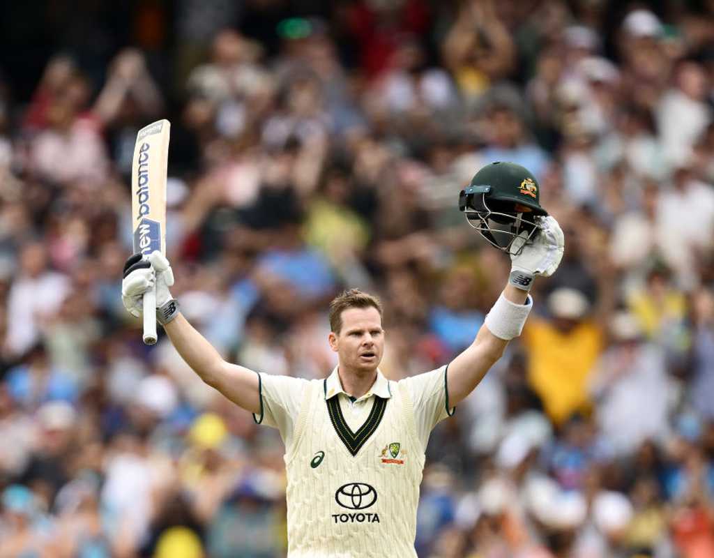 Australia continue gallop with Smith's ton  