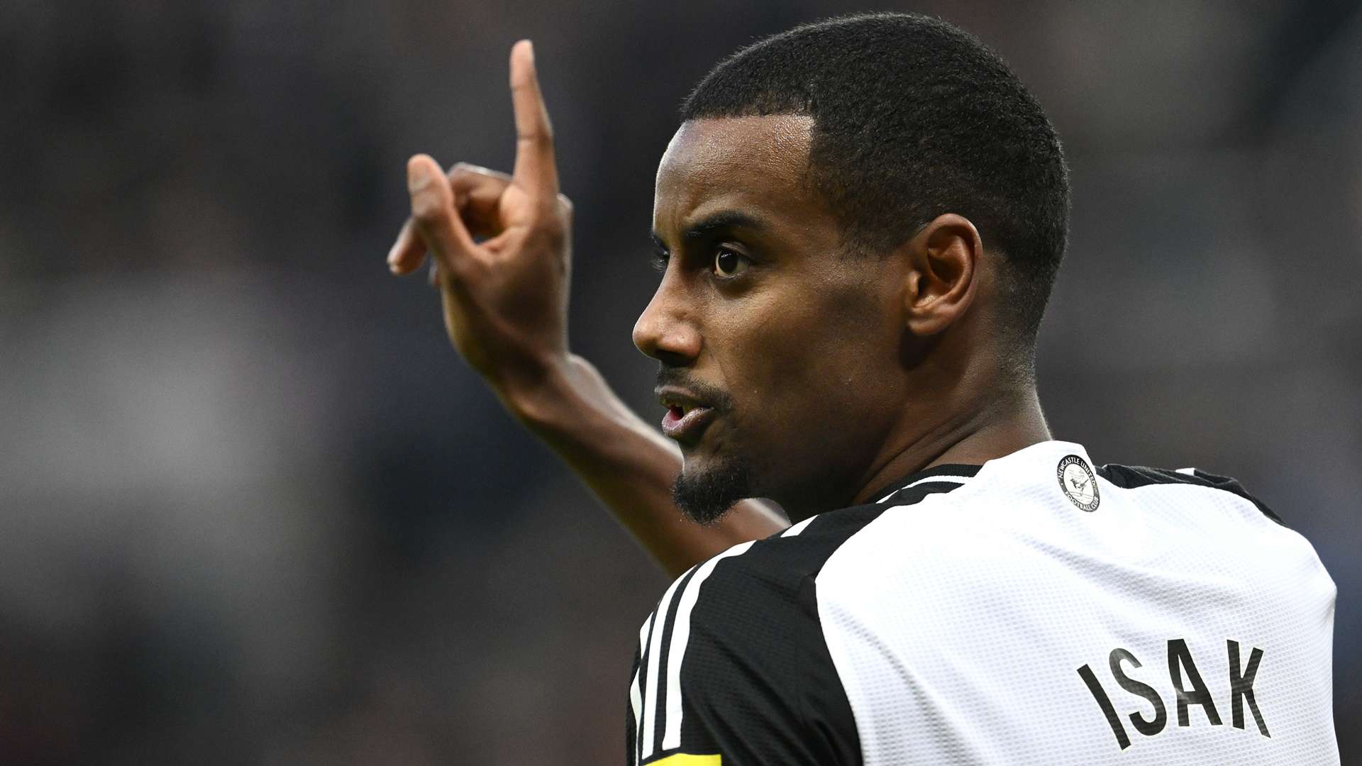 Arsenal blocked from signing Isak! Record deal out of reach  