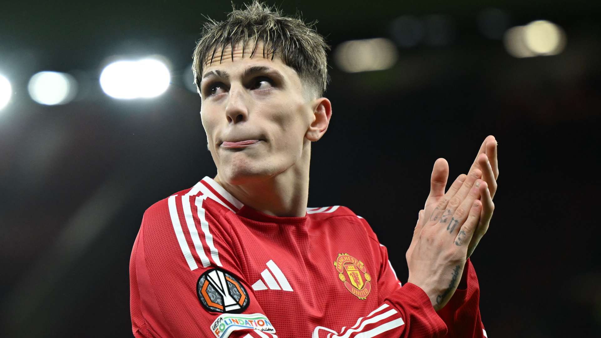 Chelsea boss responds to talk of £60m Garnacho transfer bid  