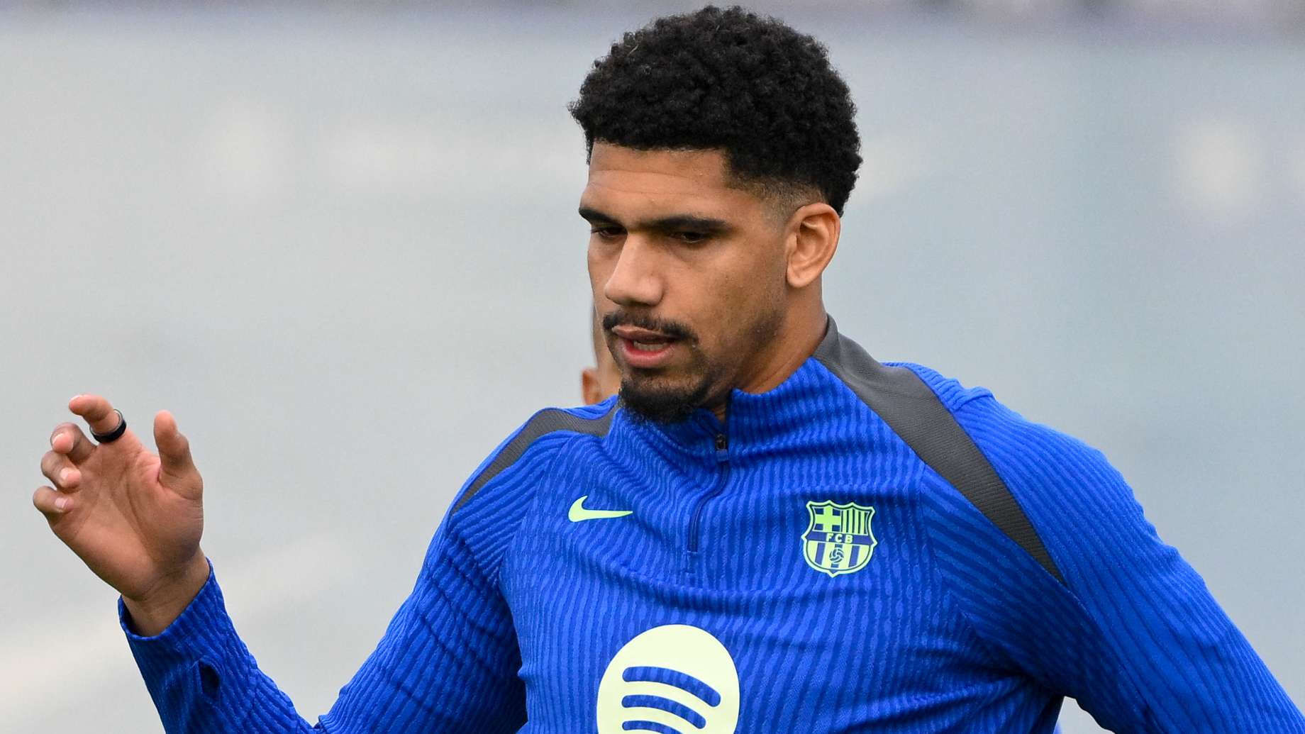 Barca reject Araujo offer from Juventus as they slap €70m asking price  