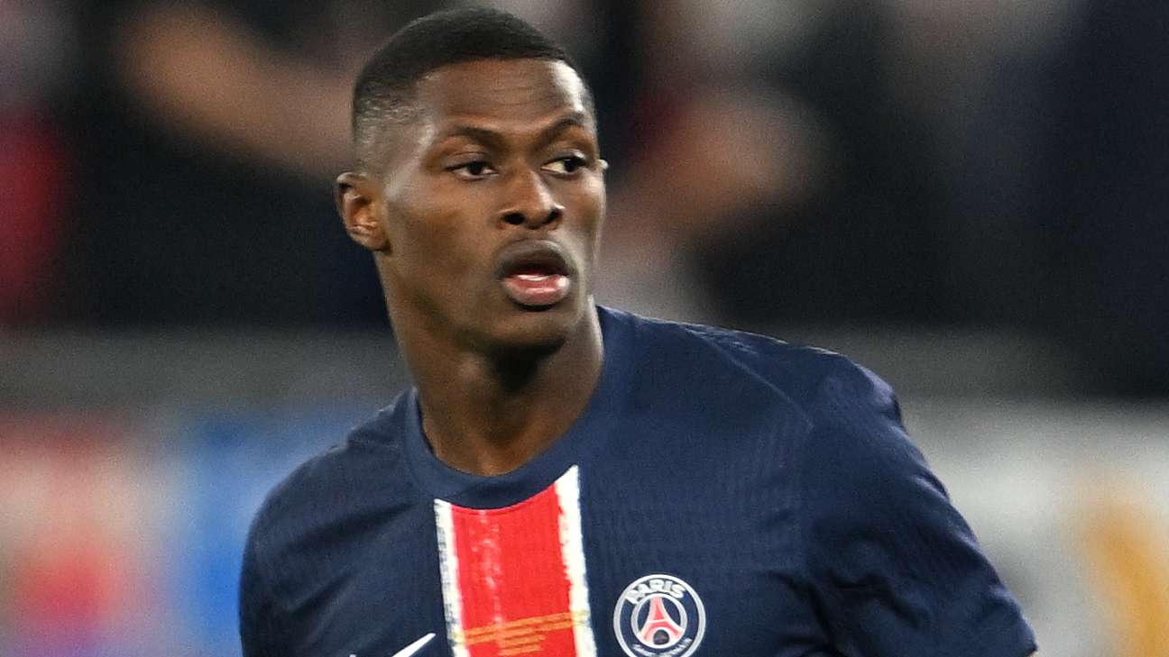 Transfers LIVE: Man Utd set to be snubbed by key target Mendes  