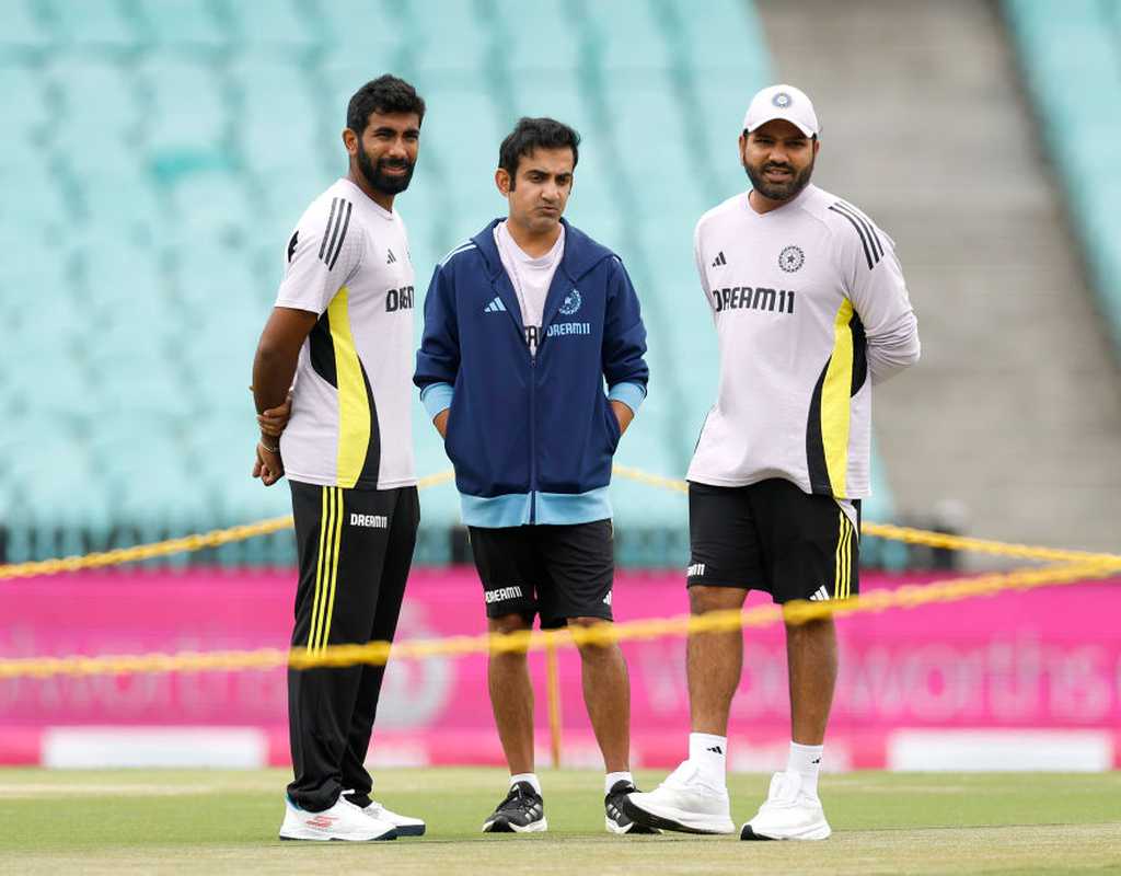 Gambhir non-committal on Rohit Sharma's selection for SCG Test  