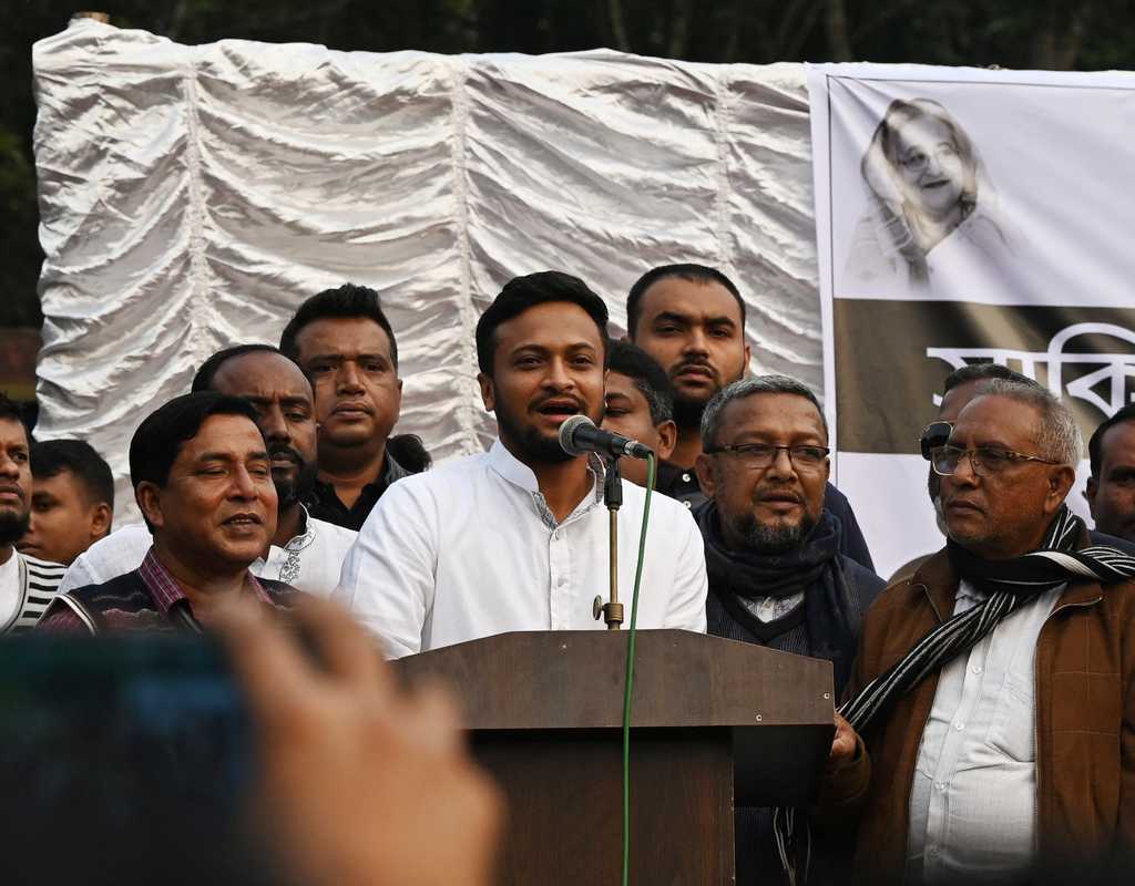 Arrest warrant against Shakib in dishonoured cheque case  