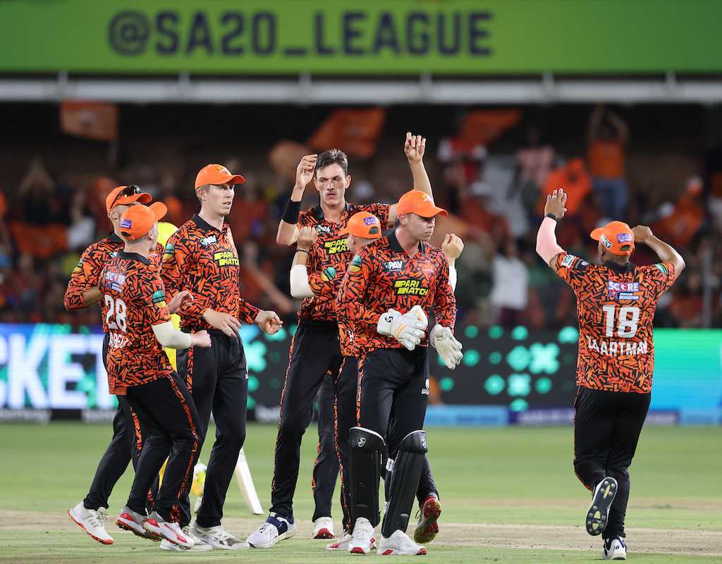 Fourth straight win fires SEC to second spot  