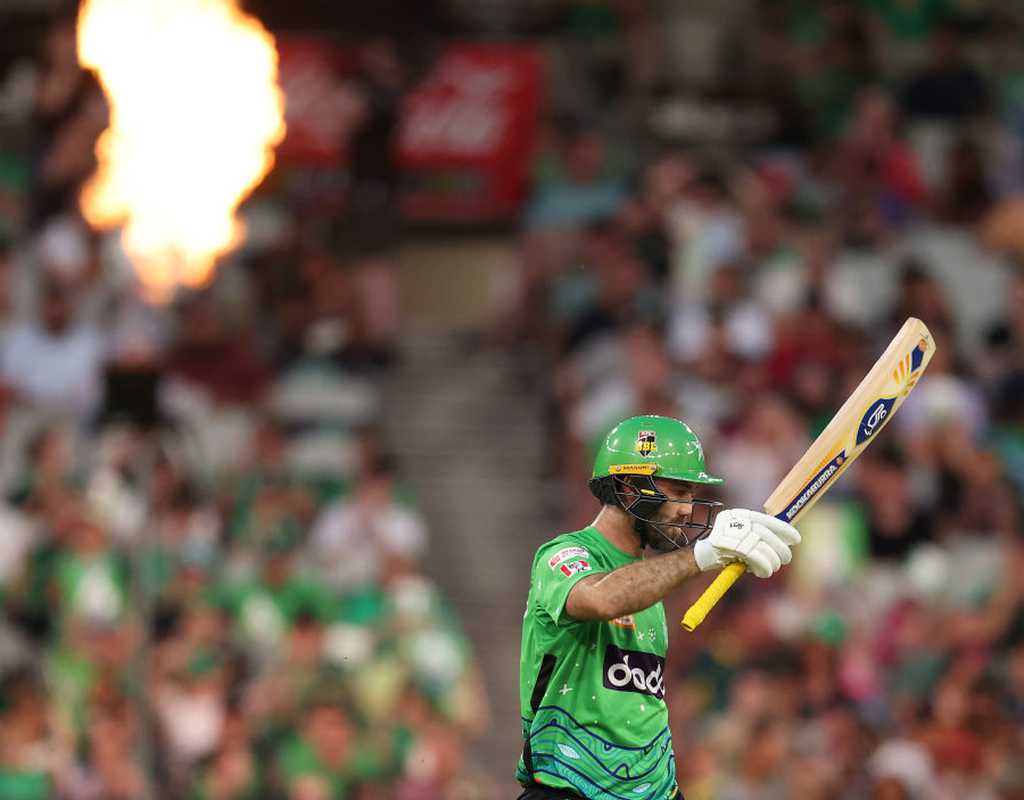 Maxwell fifty sets up Melbourne Stars' victory  