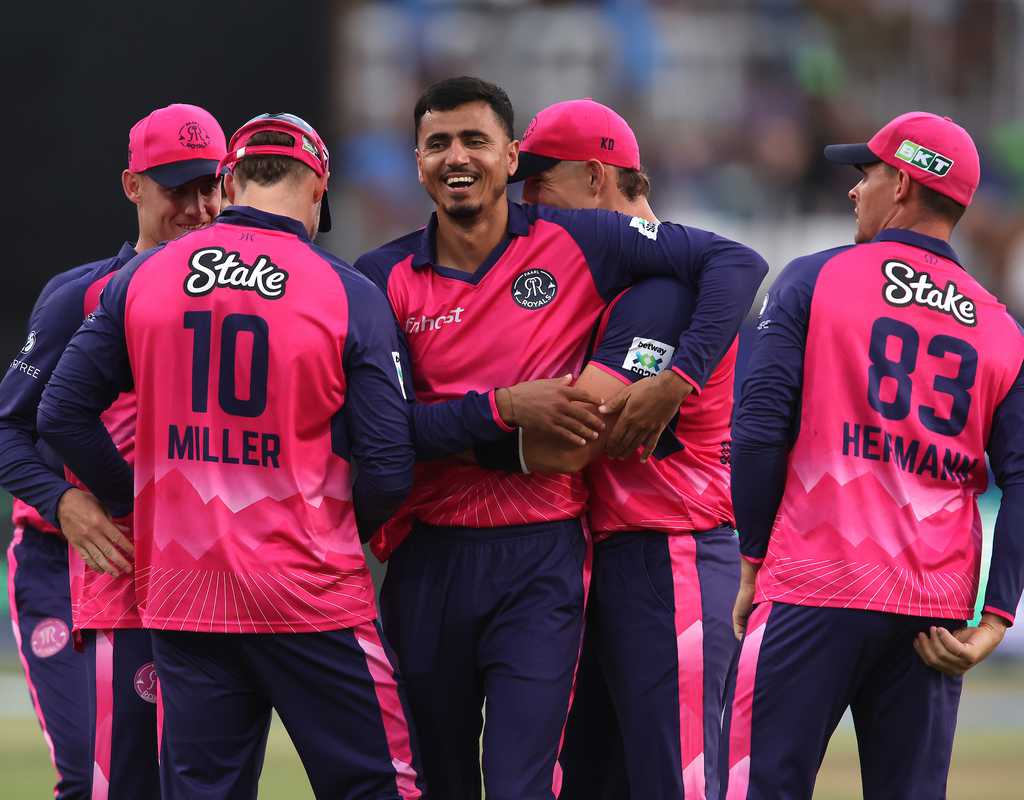 Dominant Royals cruise to a comfortable win  