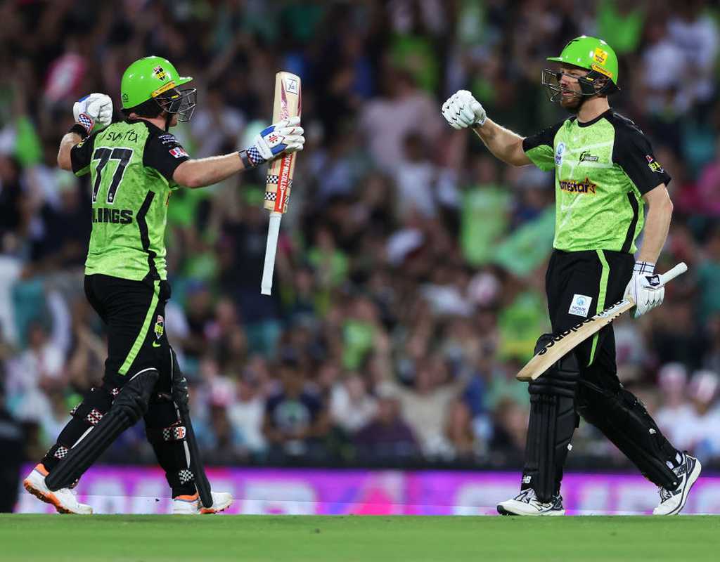 Billings aces the chase as Thunder reach BBL final  