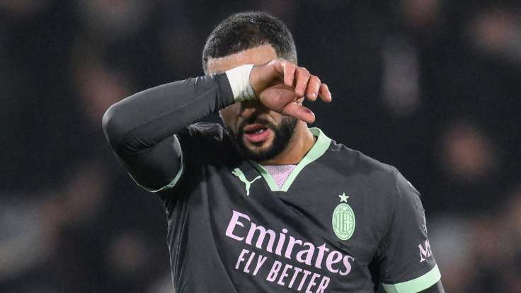 Walker HOOKED at half-time for Milan as horror season continues  