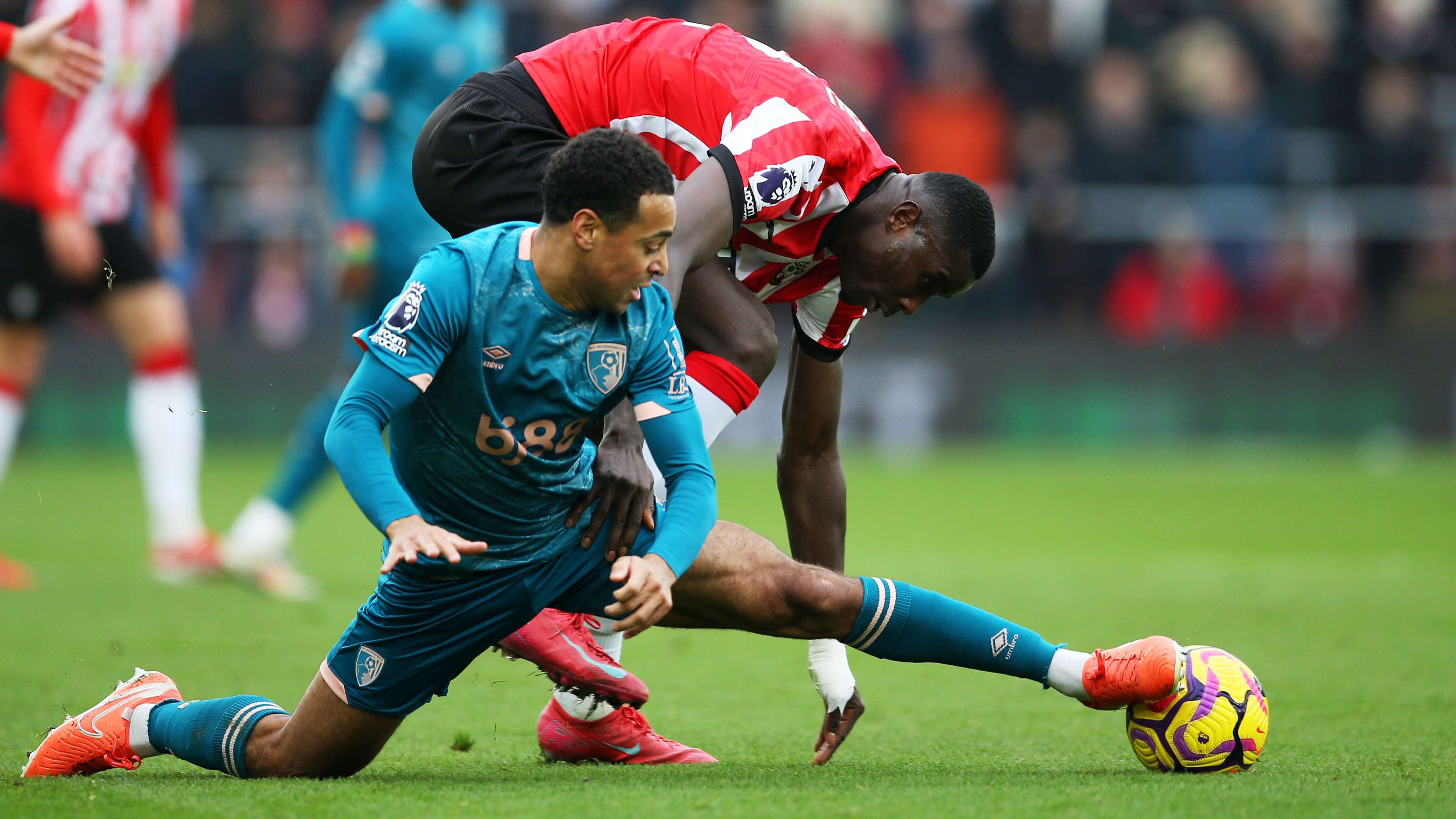 USMNT's Adams leads Bournemouth to rout vs. Southampton  