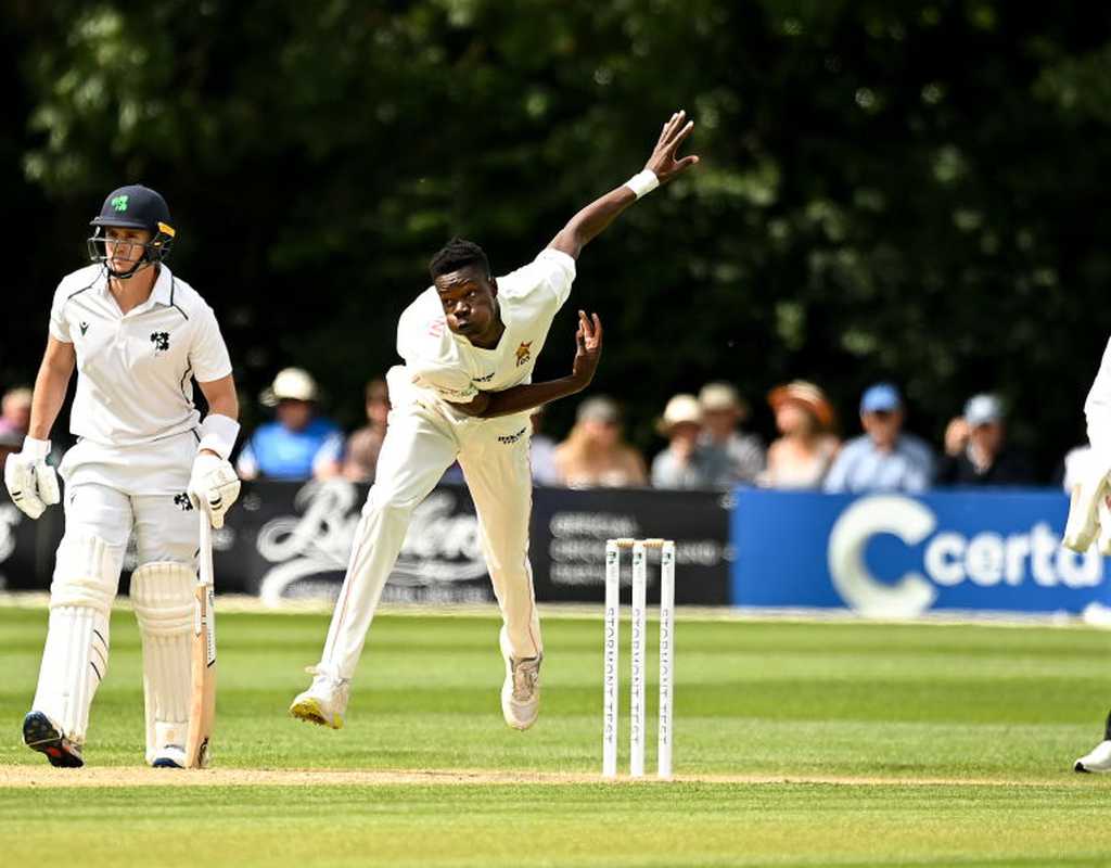 Muzarabani's 7-fer gives Zimbabwe early edge  