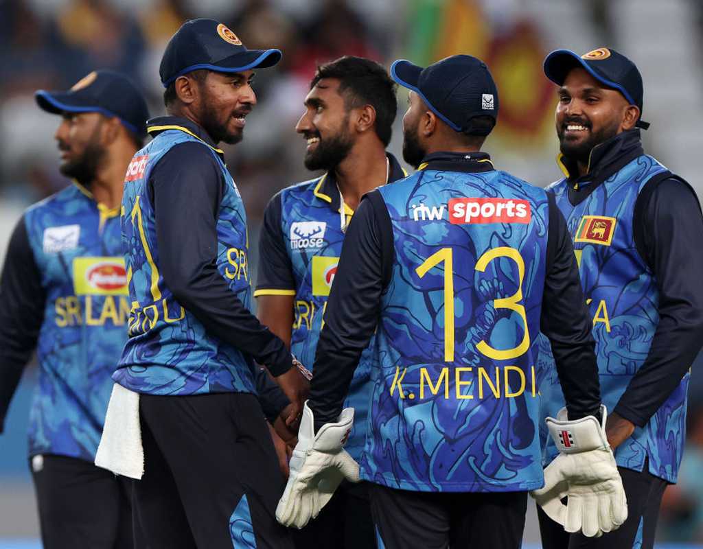 Chamindu Wickramasinghe axed for Australia ODIs  