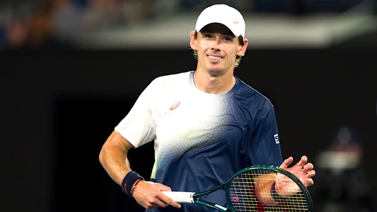 WATCH: Jimmy Butler smashes overhead past Carlos Alcaraz during "dream" hit in Doha  