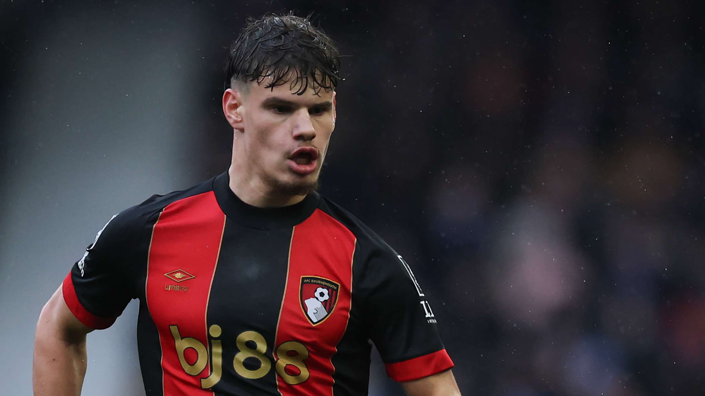 Liverpool plotting £40m move for Bournemouth left-back Kerkez  