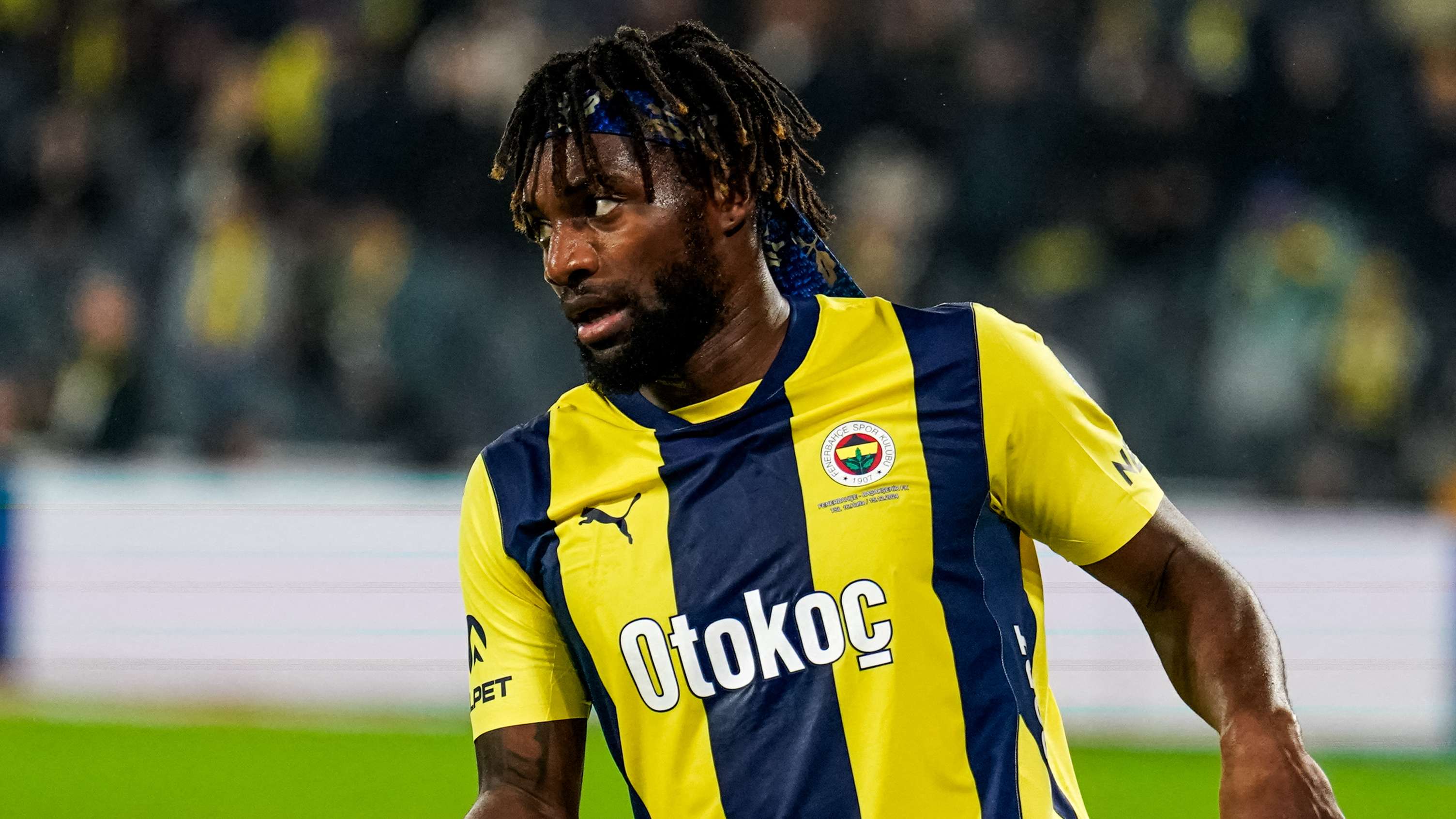 Saint-Maximin posts cryptic message after Mourinho drops him from Europa League squad  