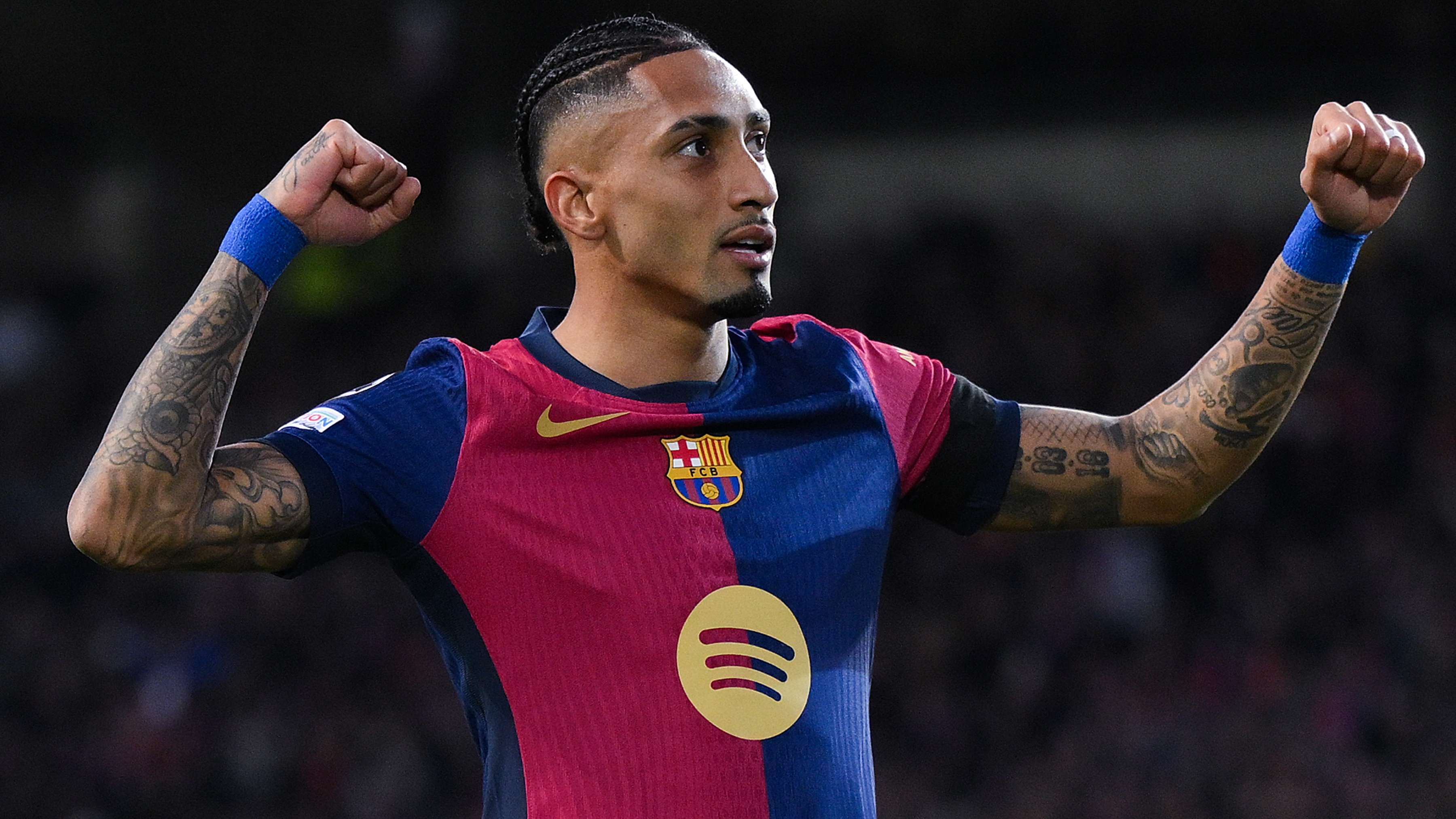 Transfers LIVE: Man Utd table €70m offer for Raphinha  