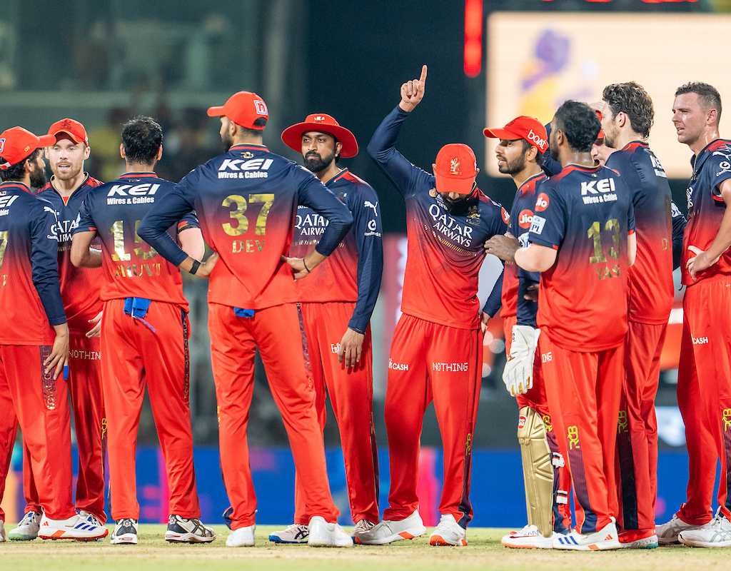Allround RCB silence CSK at Chepauk  