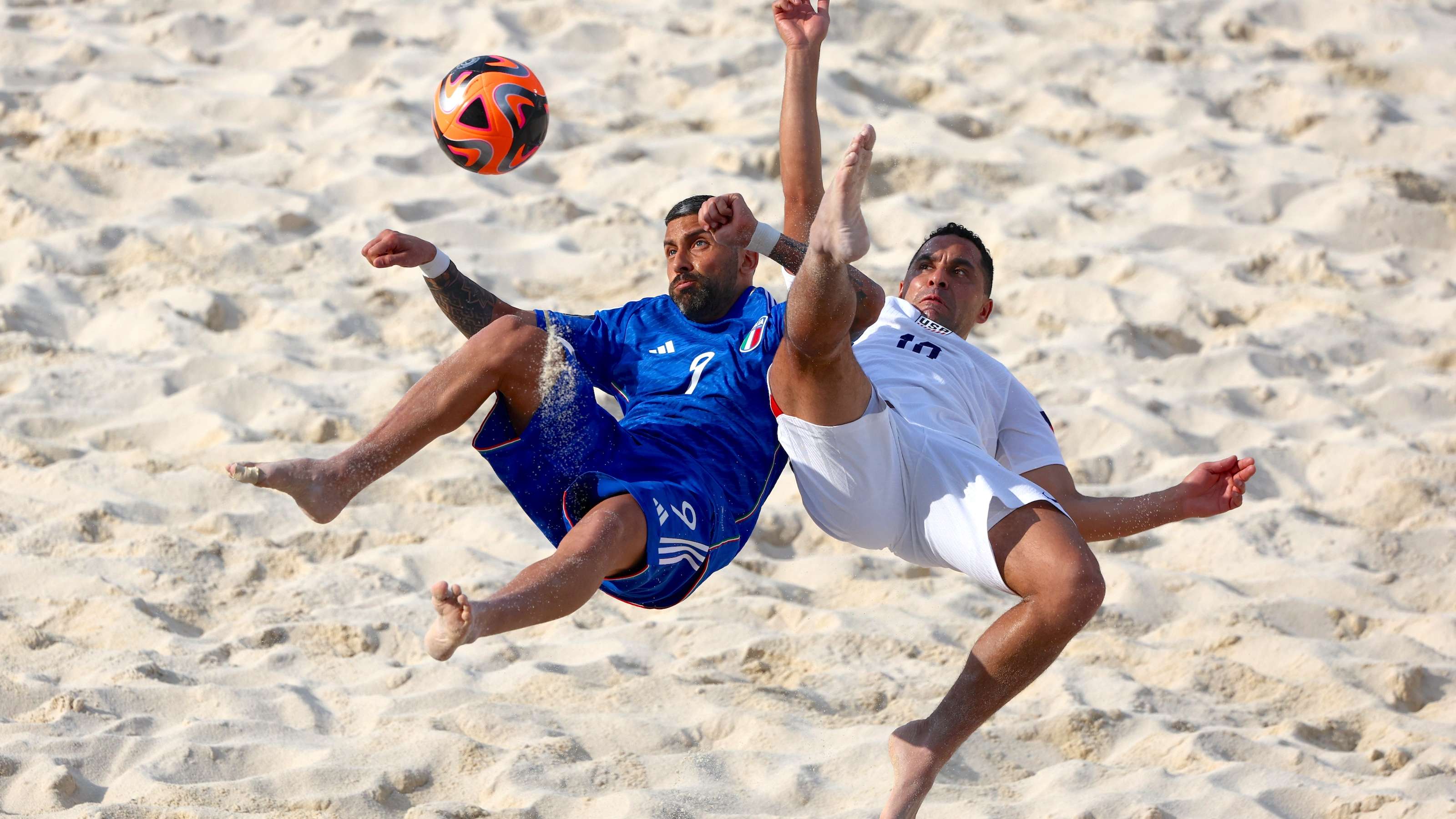 Beach mode: Sunny outlook for suddenly elite U.S. squad  