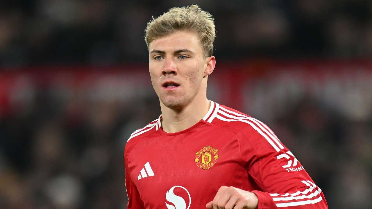 Juventus open Hojlund talks - ahead of Napoli in bid to sign striker  