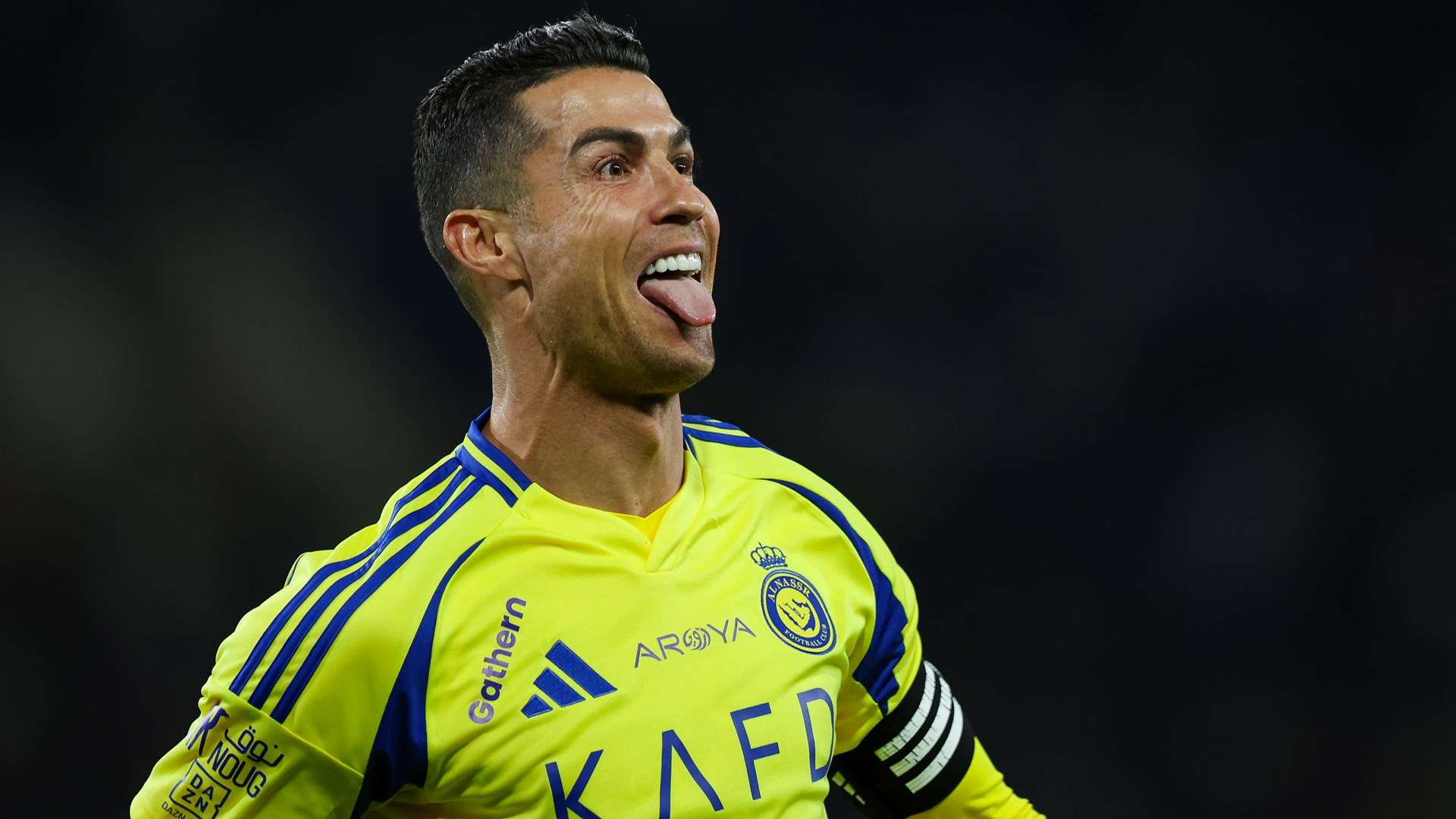 Ronaldo 'brightens up every game' & scores 'amazing goals'  