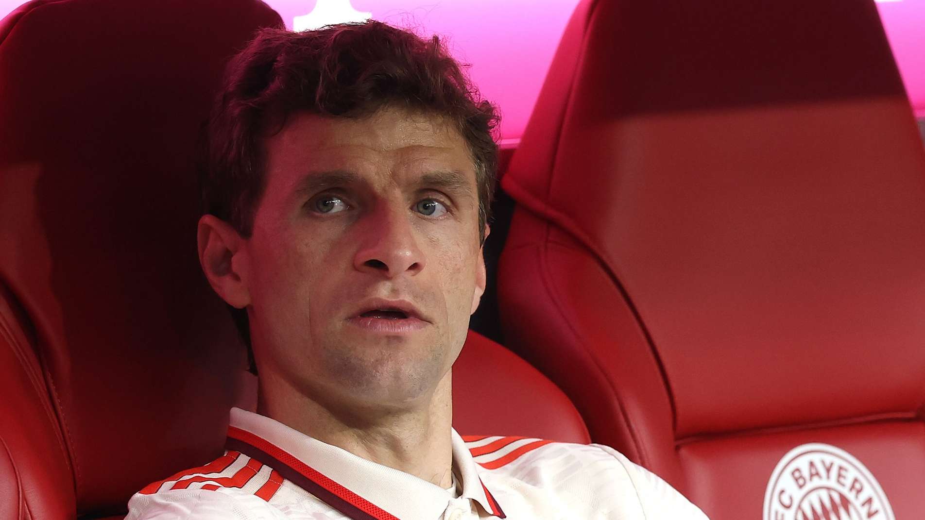 How much does Thomas Muller earn at Bayern Munich?  