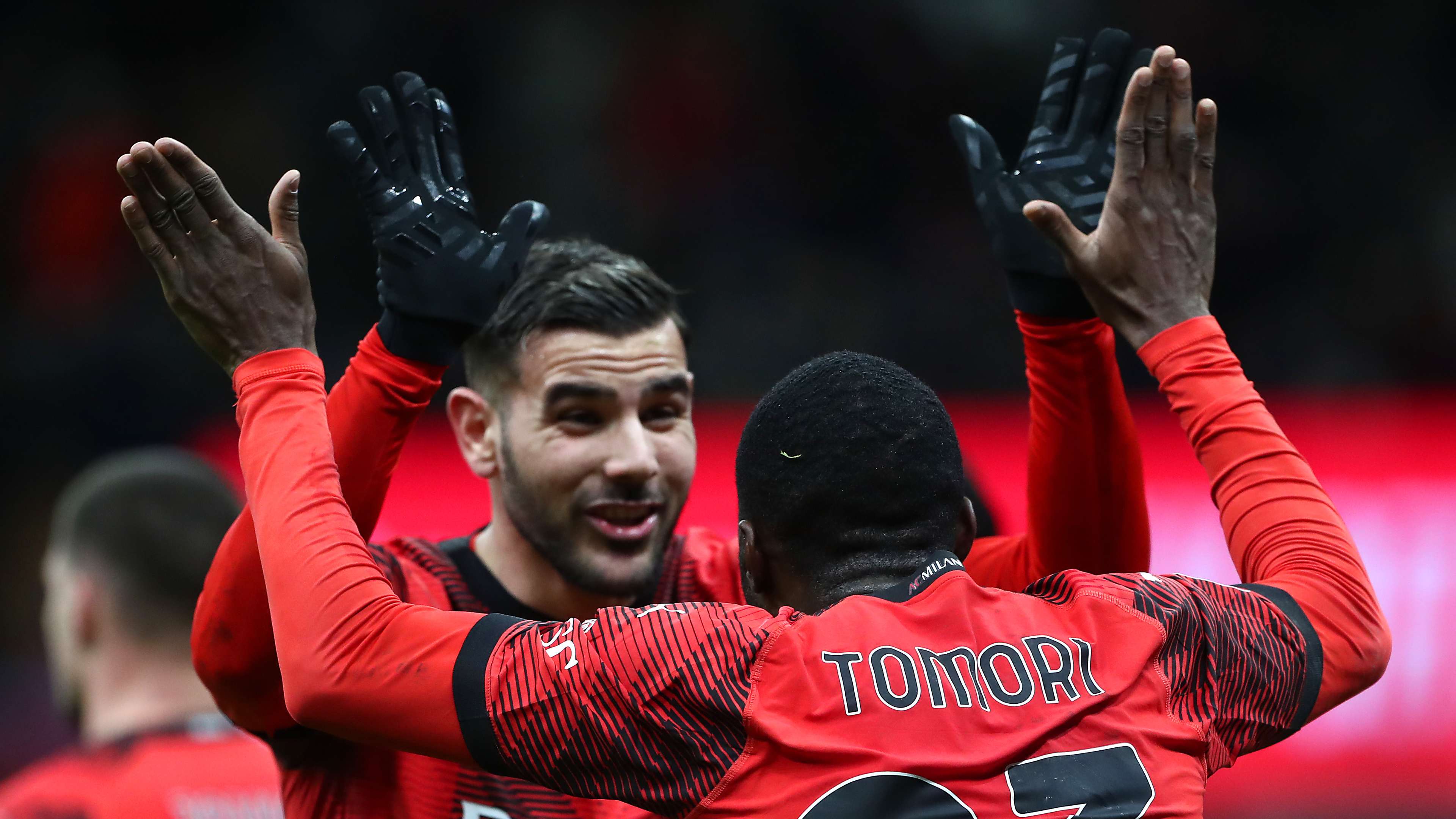 Milan set to sell star defender & England international this summer  