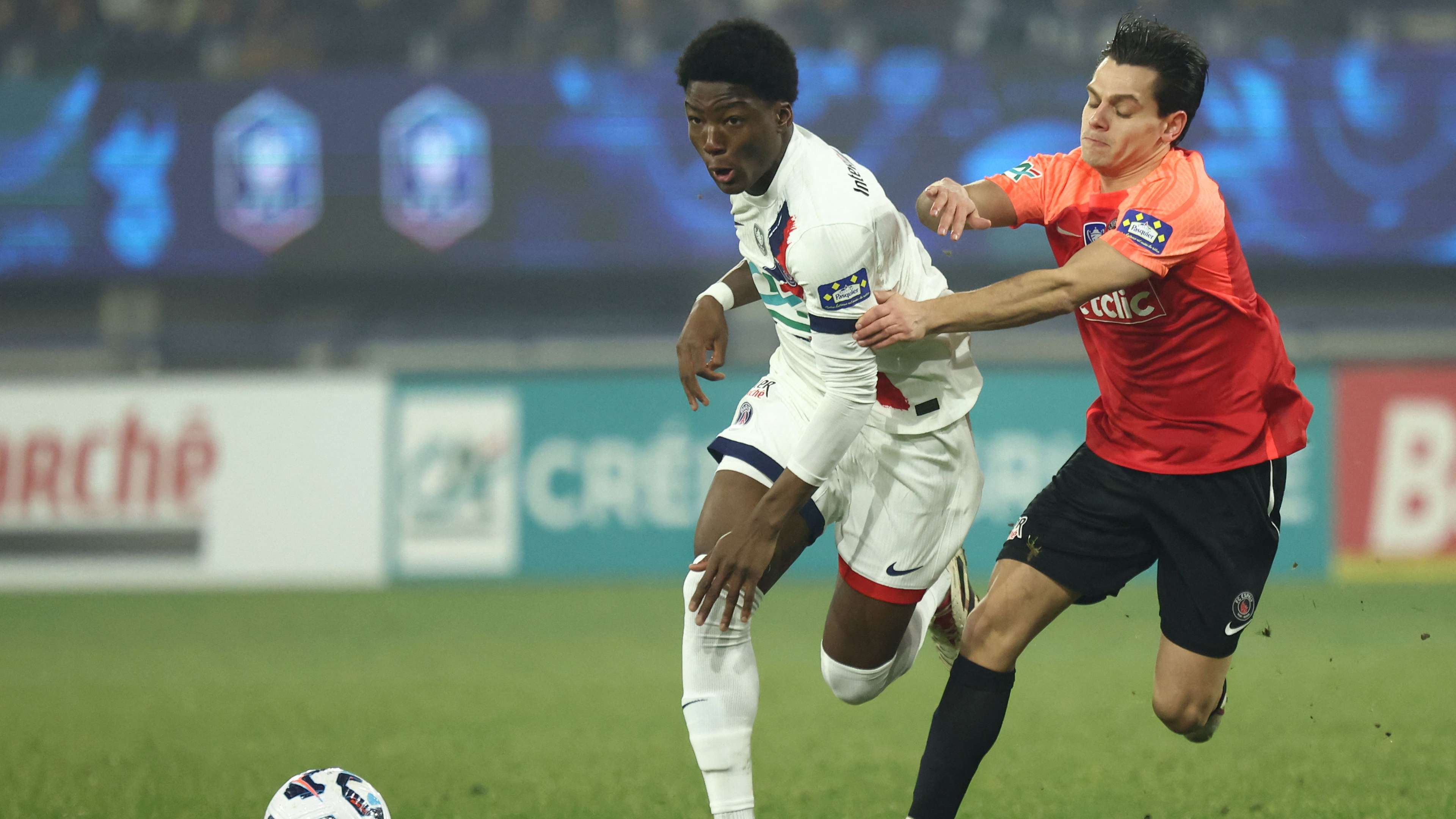 Spurs eyeing PSG youngster Axel Tape but face Leverkusen fight  