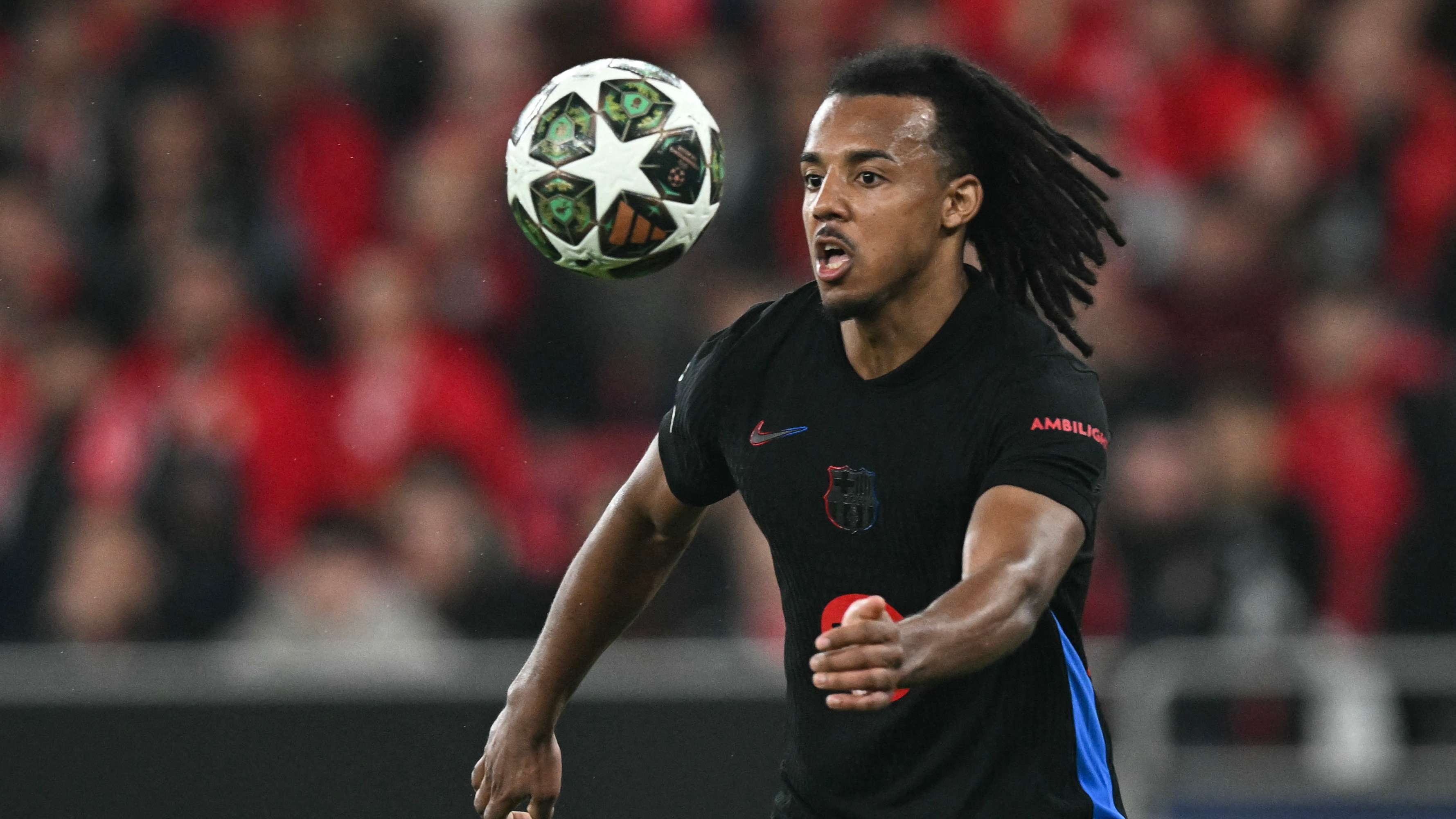 Arsenal ready £55m bid for Barcelona defender  