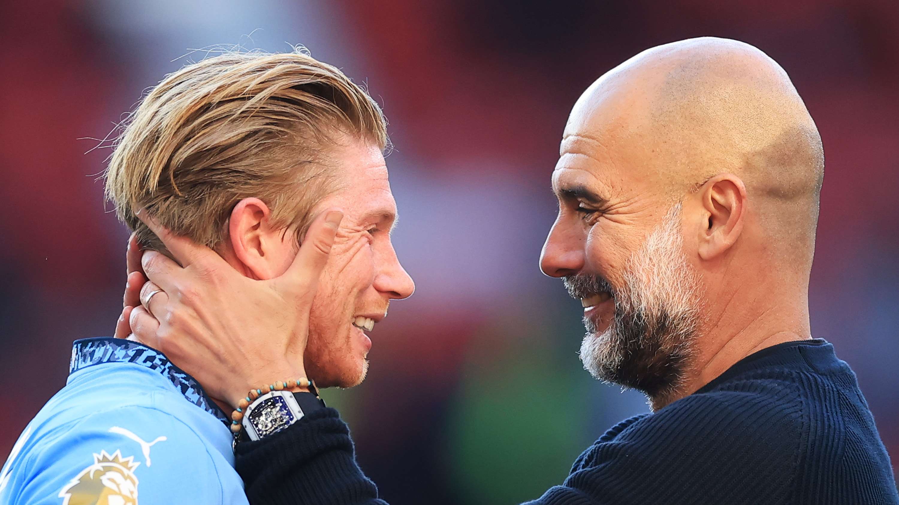 Neville backs a potential move to MLS for Kevin De Bruyne  