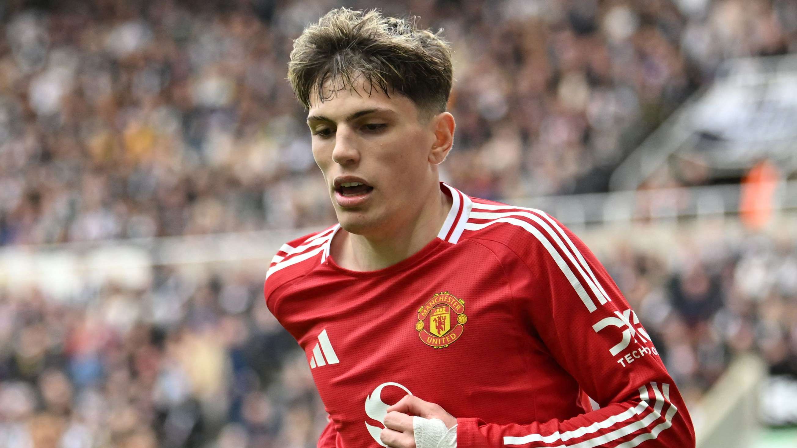 Transfers LIVE: Atletico & Leverkusen fight for £70m Garnacho  