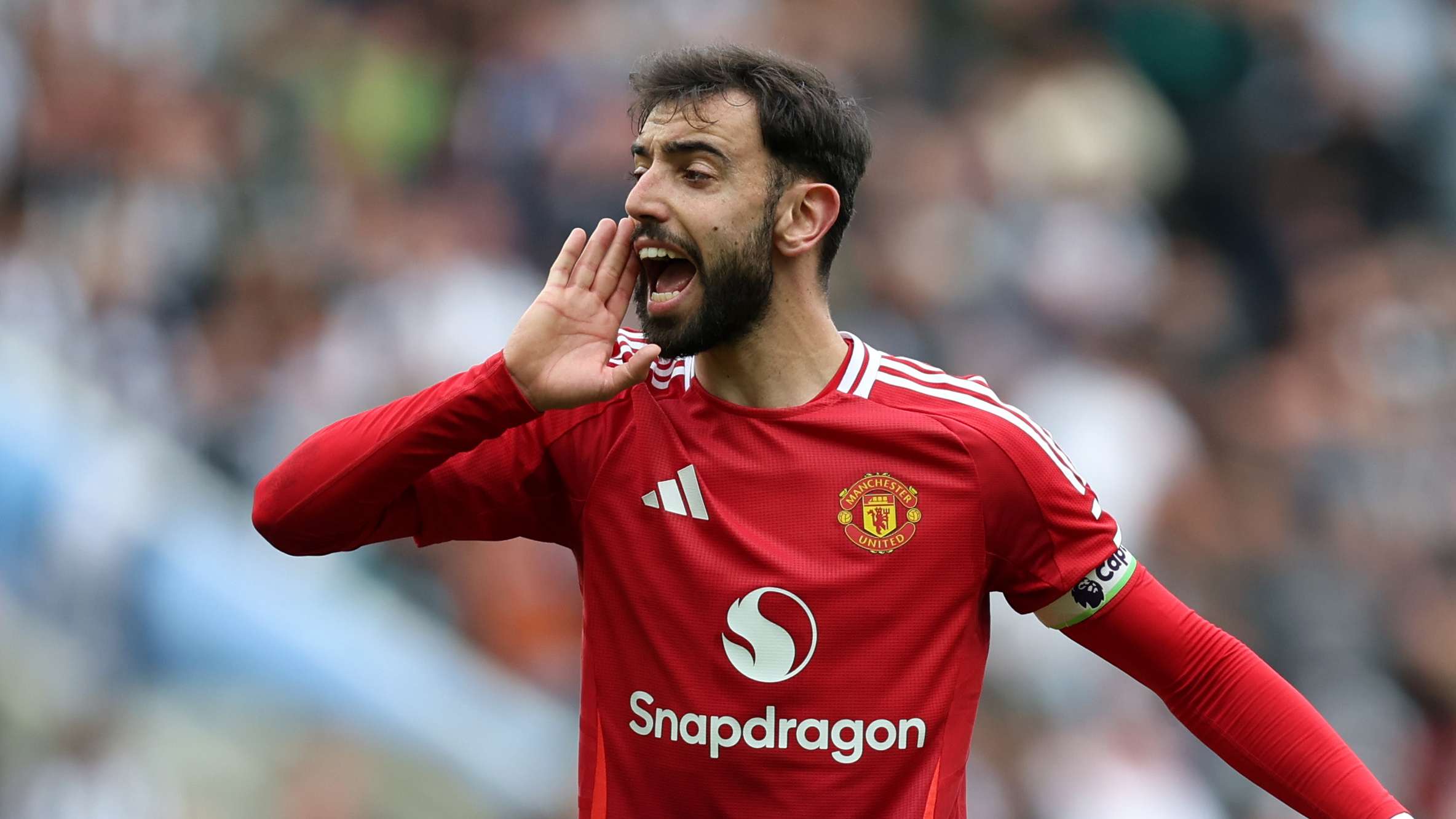 Fernandes move 'isn't viable' for Madrid  