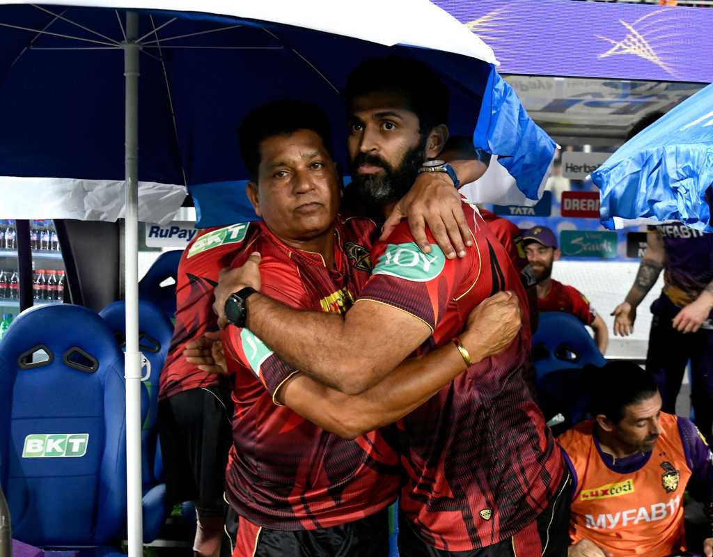 Abhishek Nayar rejoins KKR's support staff  